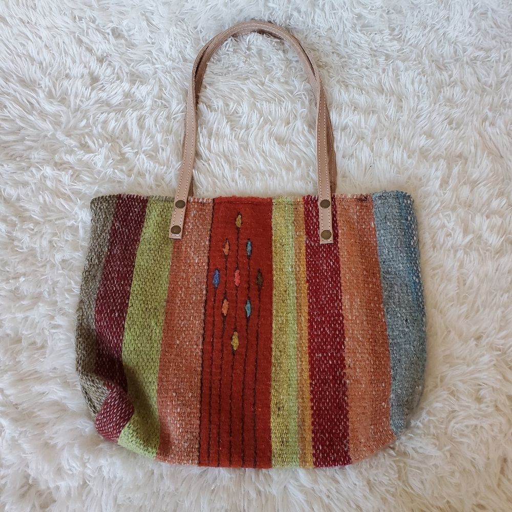 Hand Made Wool Tote Bag - Picture 3 of 9